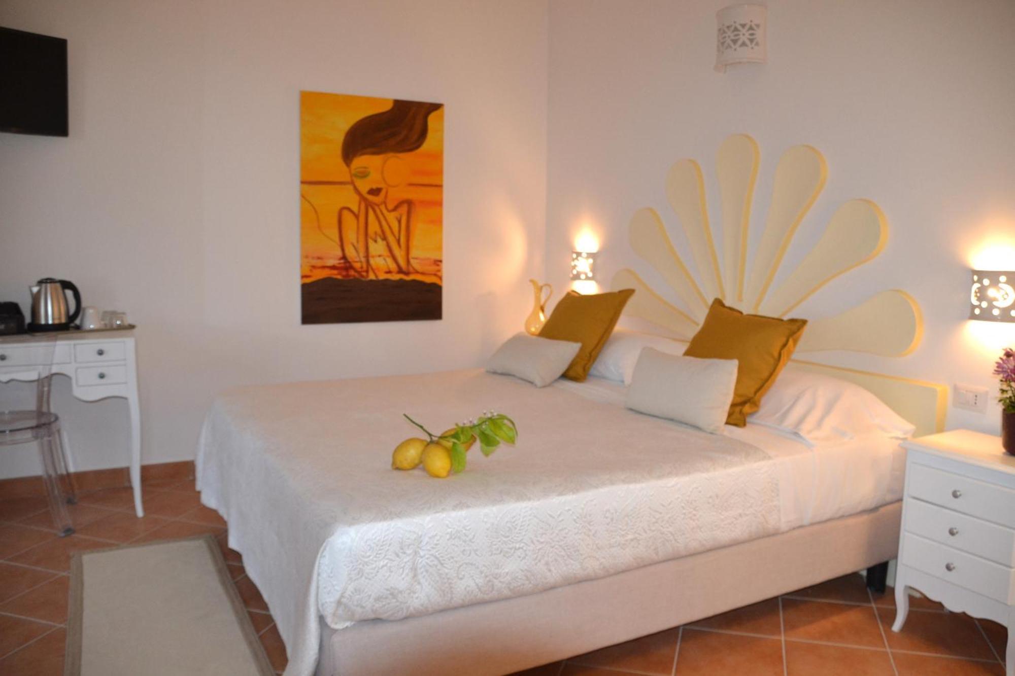 Villa Santa Chiara Positano Suites Ngoại thất bức ảnh